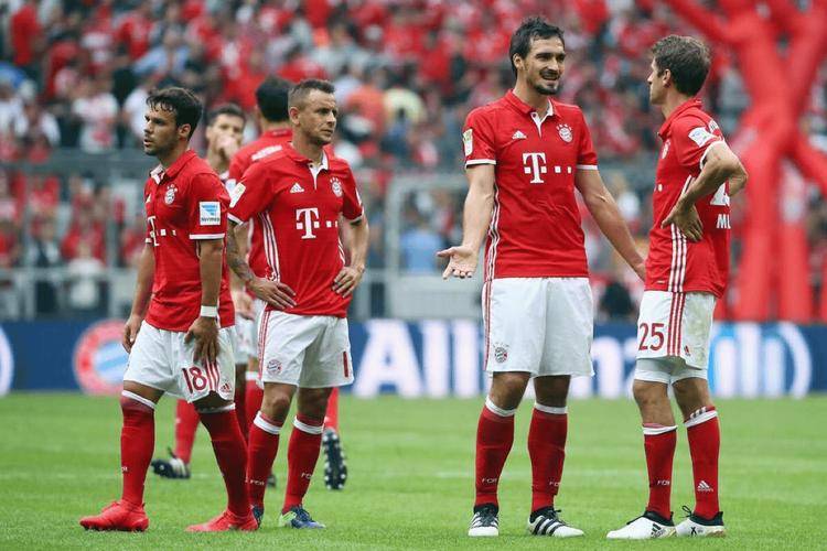 世俱杯巅峰对决：拜仁VS博卡青年，德甲霸主能否碾压南美传奇？